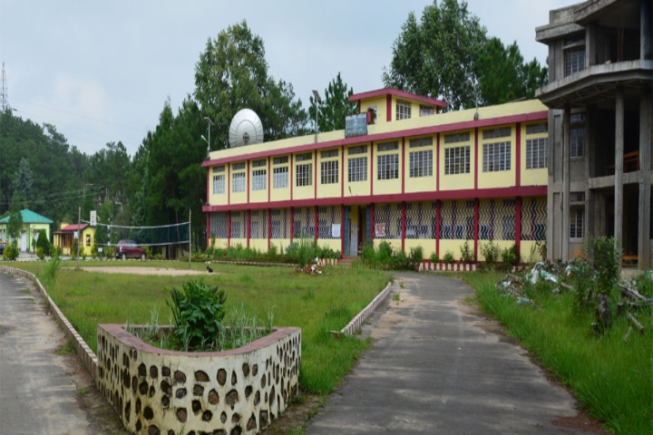 https://cache.careers360.mobi/media/colleges/social-media/media-gallery/20069/2019/5/7/College View of Nongstoin College Nongstoin_Campus-View.jpg